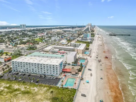 313 S Atlantic Avenue Daytona Beach FL 32118