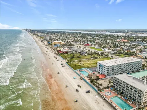 313 S Atlantic Avenue Daytona Beach FL 32118