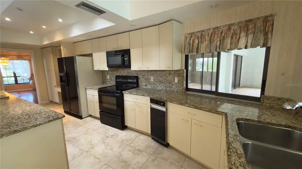 5040 Pinelake Road Wesley Chapel FL 33543