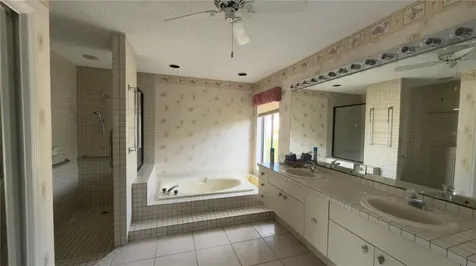 5040 Pinelake Road Wesley Chapel FL 33543