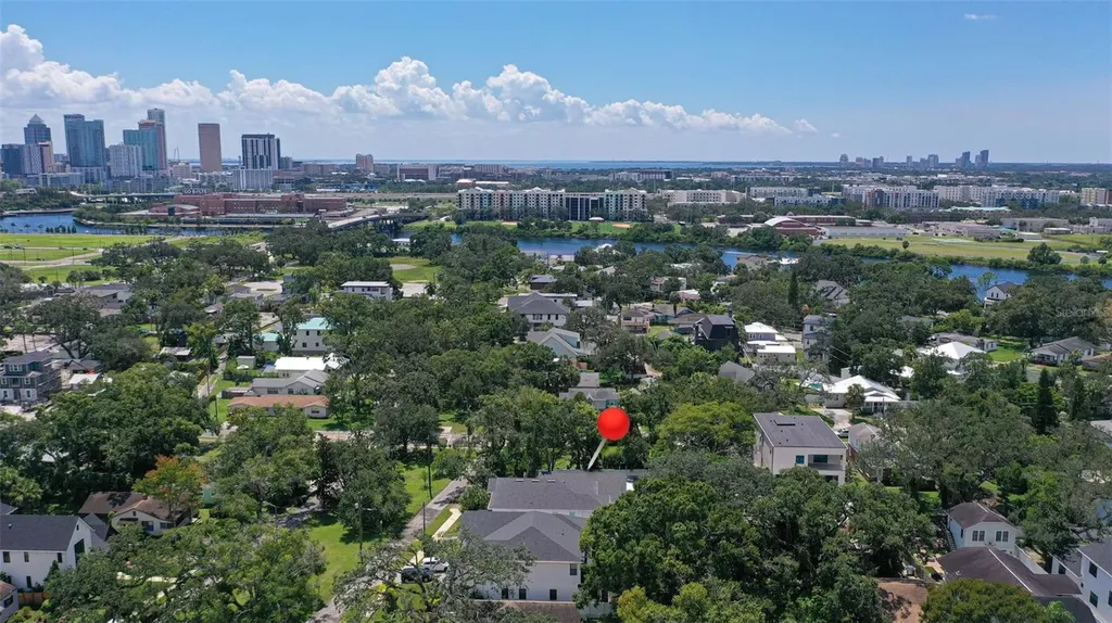 2404 N Glenwood Drive Tampa FL 33602