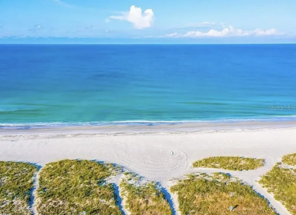 1926 Harbourside Drive Longboat Key FL 34228