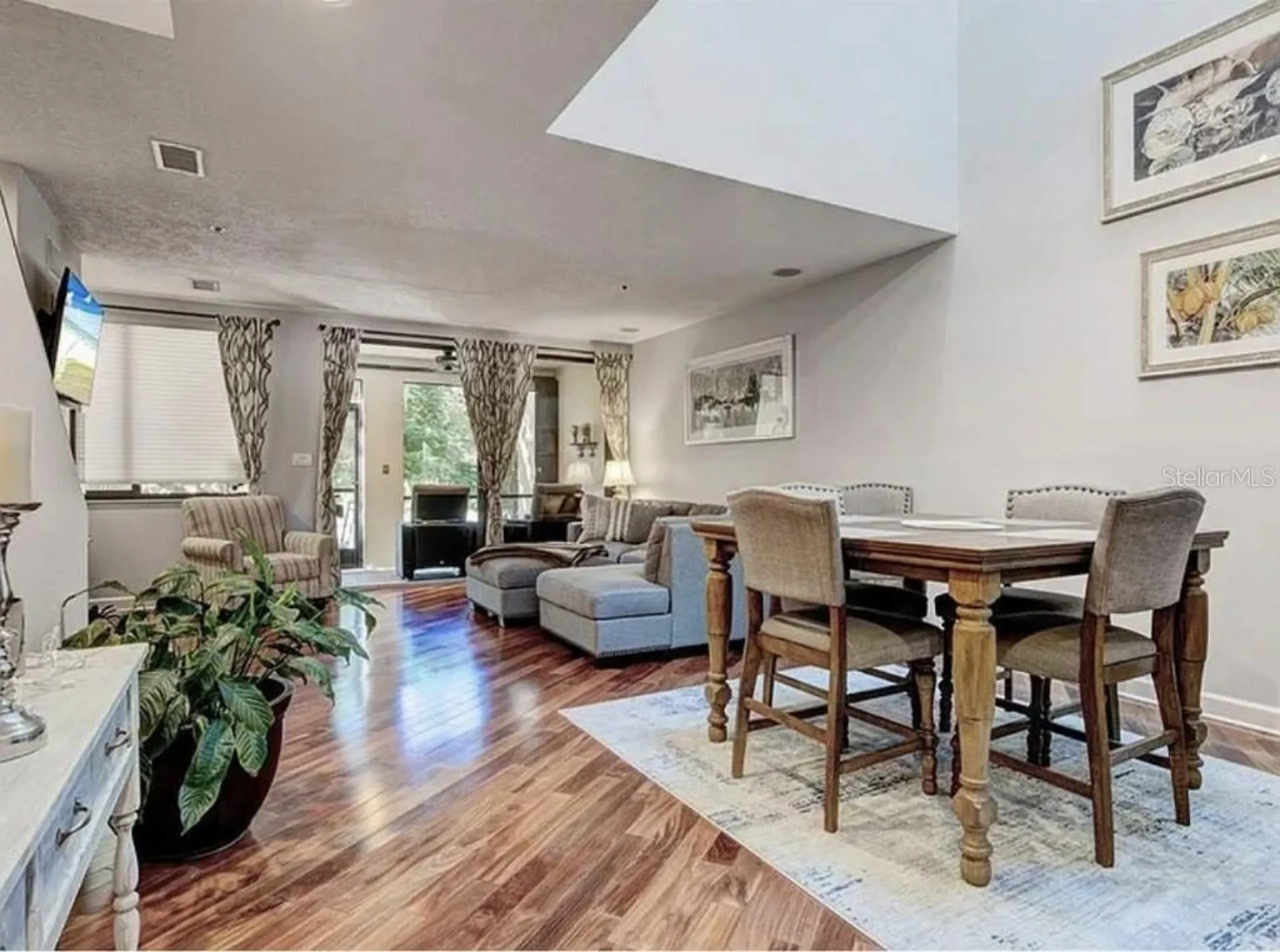 1926 Harbourside Drive Longboat Key FL 34228