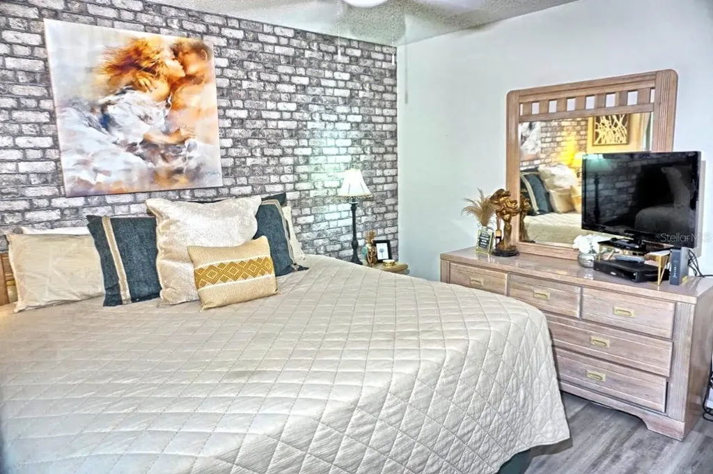 2210 Vista Del Sol Circle Lutz FL 33558