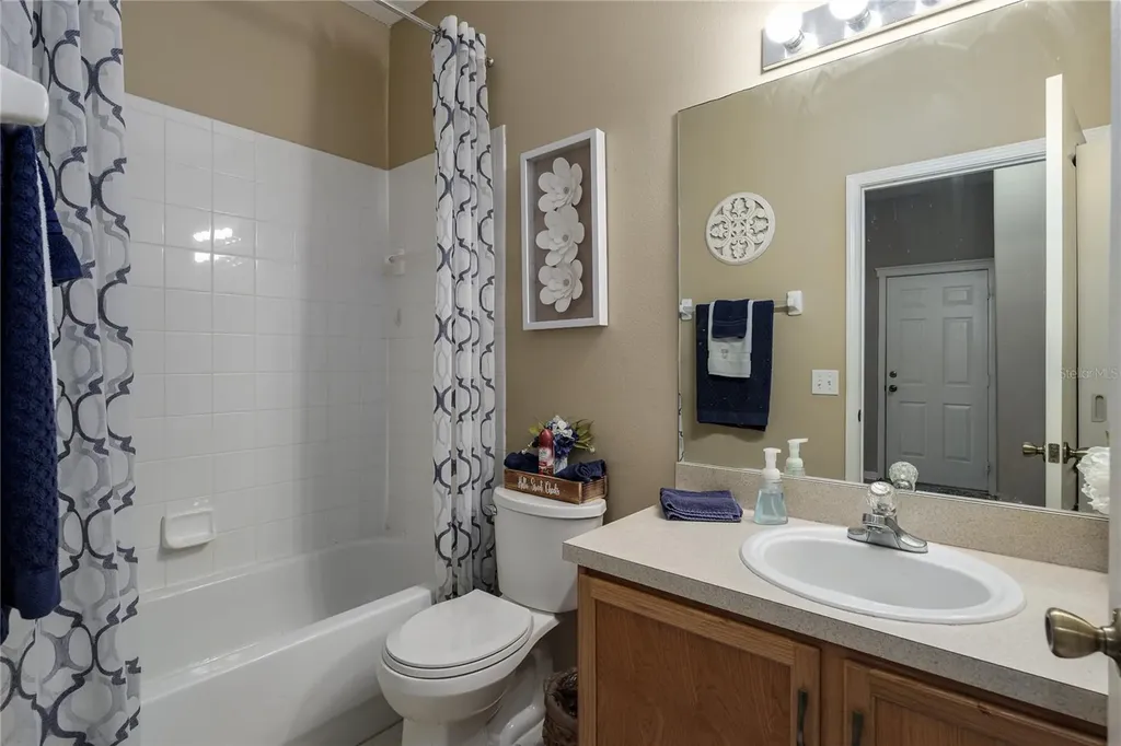 6936 Surrey Oak Drive Apollo Beach FL 33572