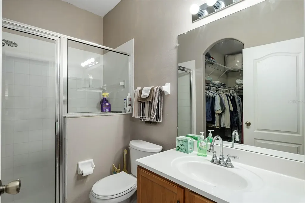 6936 Surrey Oak Drive Apollo Beach FL 33572