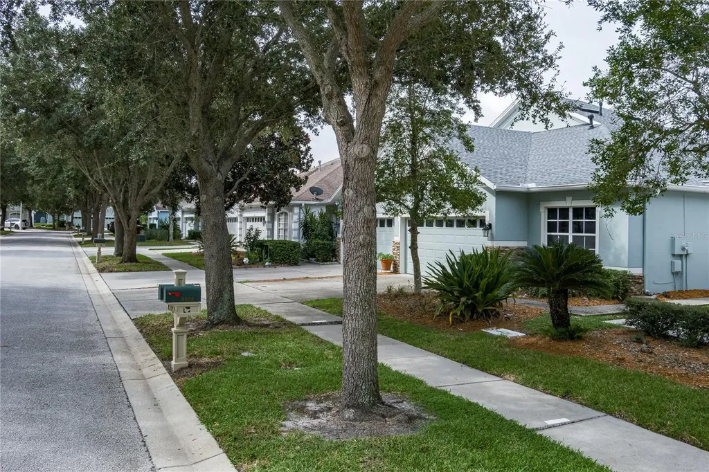 6936 Surrey Oak Drive Apollo Beach FL 33572