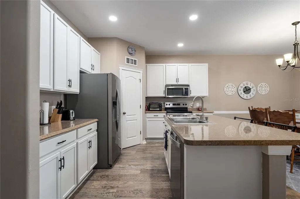 6936 Surrey Oak Drive Apollo Beach FL 33572