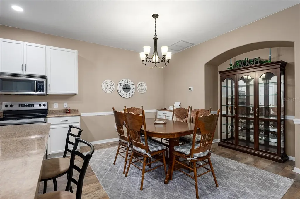 6936 Surrey Oak Drive Apollo Beach FL 33572