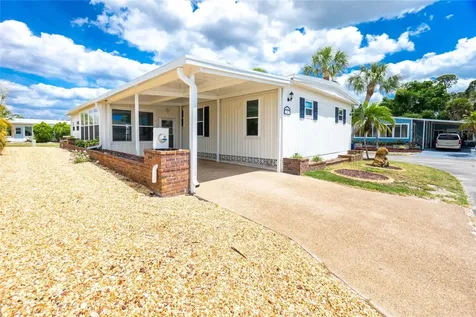 18 S De Las Palmas Street Englewood FL 34223