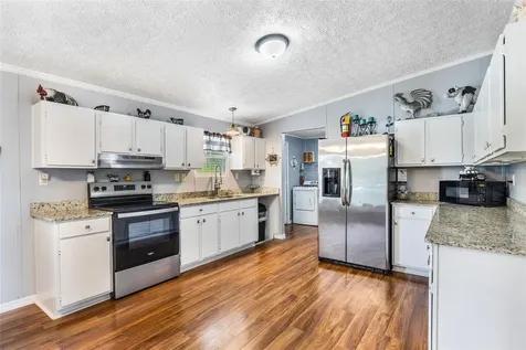 32039 State Road 44 Eustis FL 32736