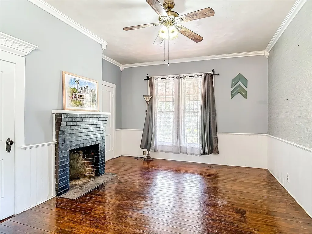 525 W Blue Springs Avenue Orange City FL 32763