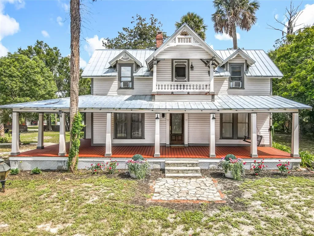 525 W Blue Springs Avenue Orange City FL 32763