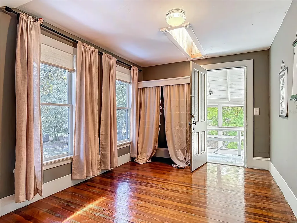 525 W Blue Springs Avenue Orange City FL 32763