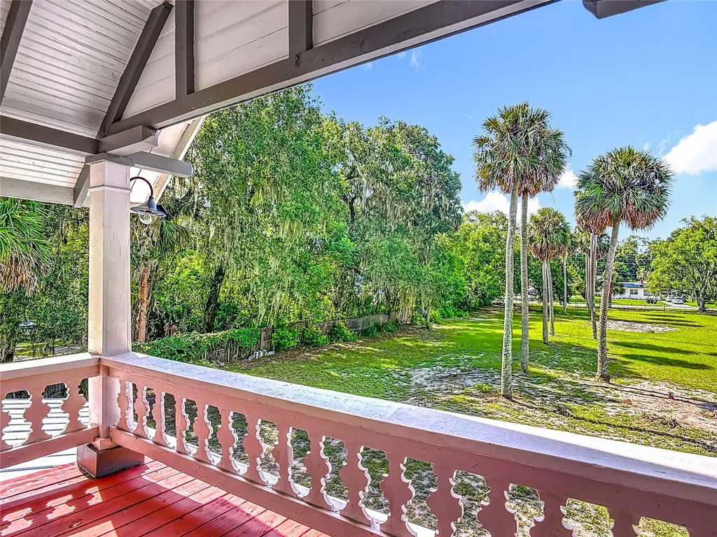 525 W Blue Springs Avenue Orange City FL 32763