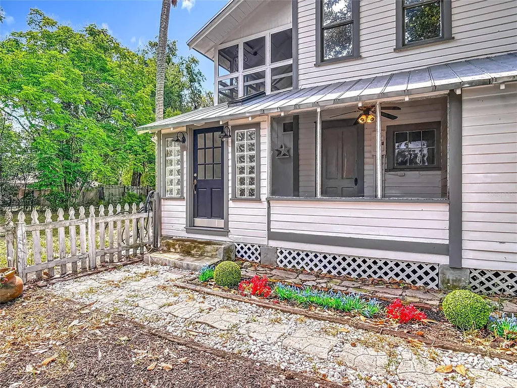 525 W Blue Springs Avenue Orange City FL 32763