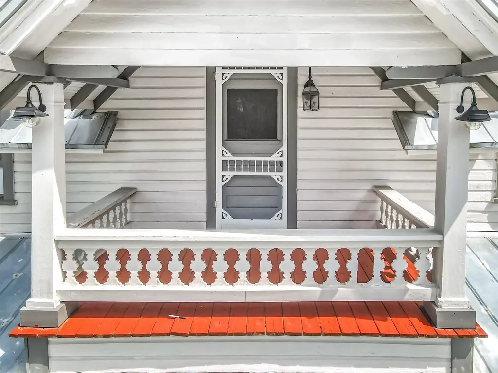 525 W Blue Springs Avenue Orange City FL 32763