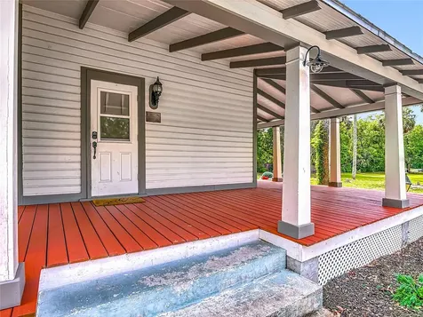 525 W Blue Springs Avenue Orange City FL 32763