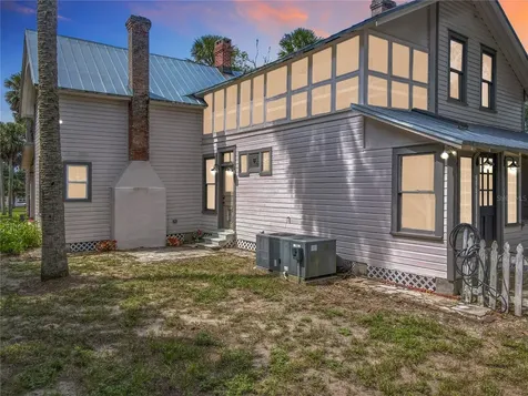 525 W Blue Springs Avenue Orange City FL 32763