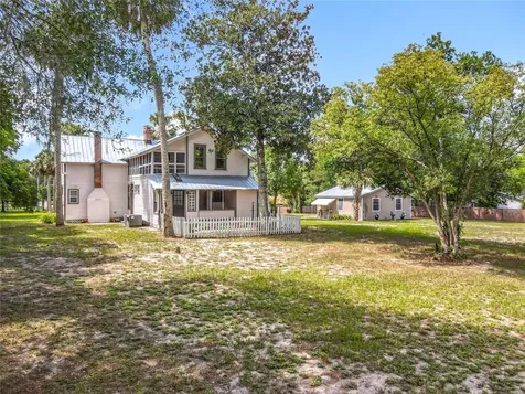 525 W Blue Springs Avenue Orange City FL 32763