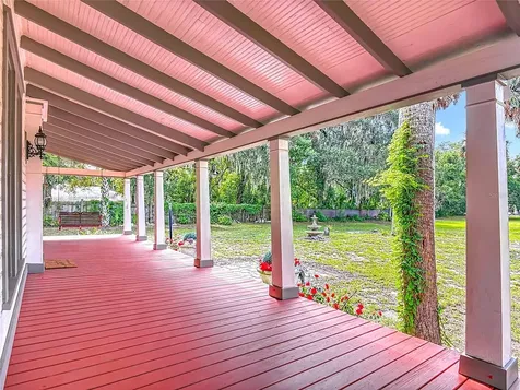 525 W Blue Springs Avenue Orange City FL 32763