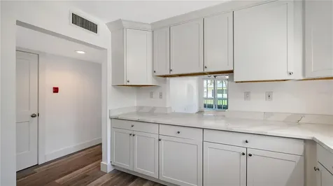 771 John Ringling Boulevard Sarasota FL 34236