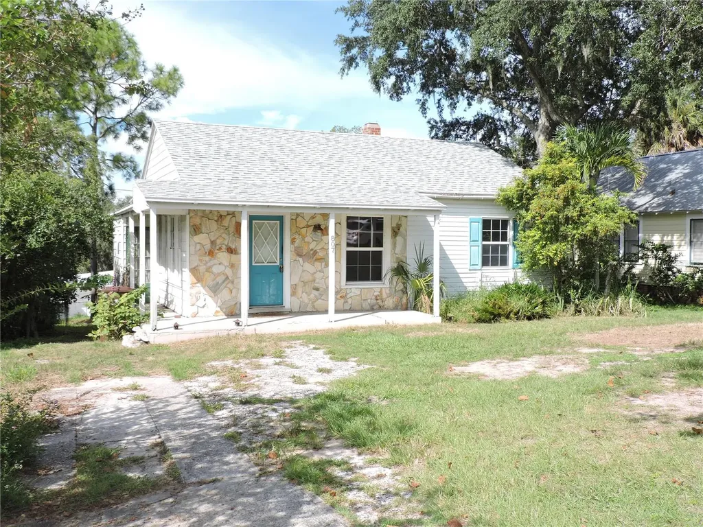 807 Campbell Avenue Lake Wales FL 33853