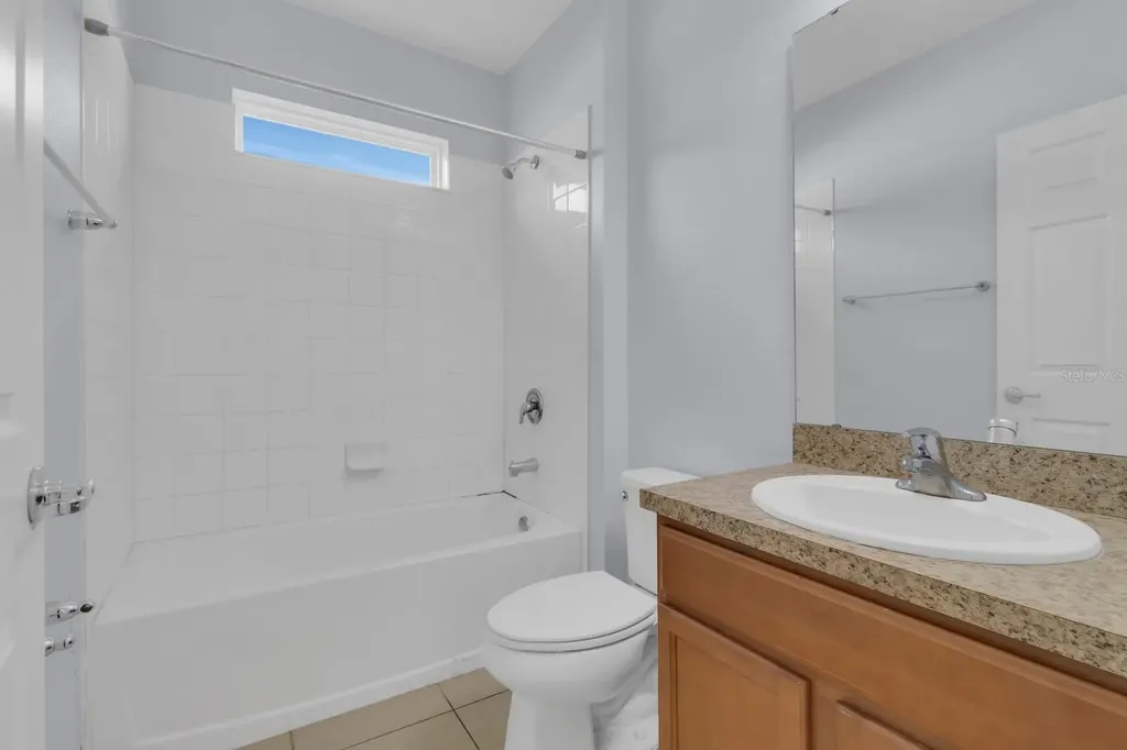 2437 Addison Creek Drive Kissimmee FL 34758