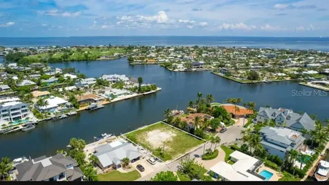 538 67th Street Holmes Beach FL 34217