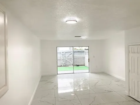1820 Amberly Avenue Orlando FL 32822