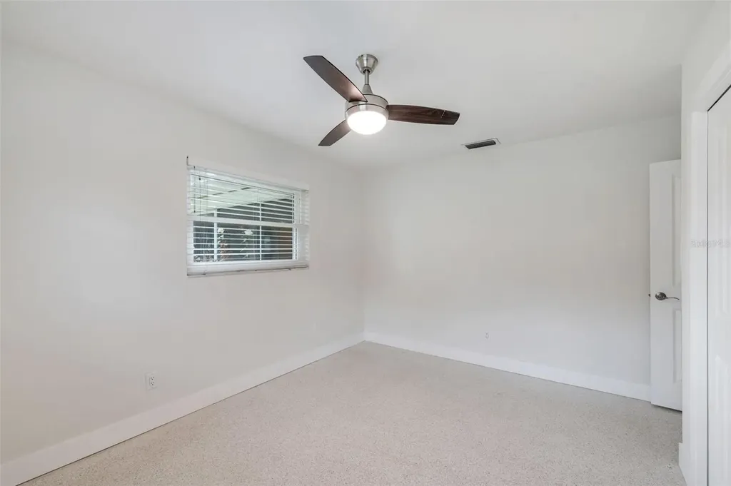 1877 Del Robles Drive Clearwater FL 33764