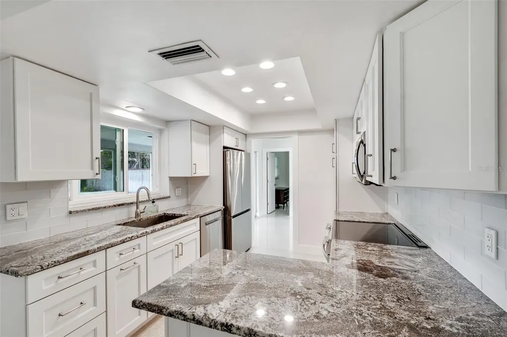 1877 Del Robles Drive Clearwater FL 33764