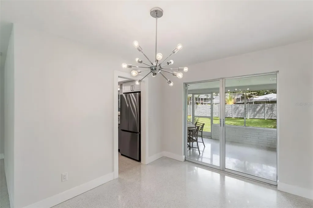 1877 Del Robles Drive Clearwater FL 33764