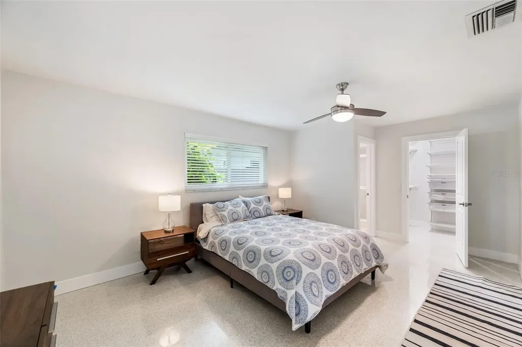 1877 Del Robles Drive Clearwater FL 33764