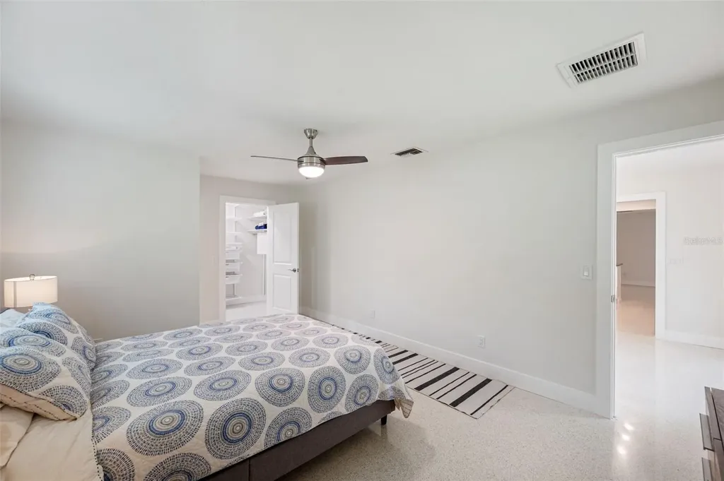 1877 Del Robles Drive Clearwater FL 33764
