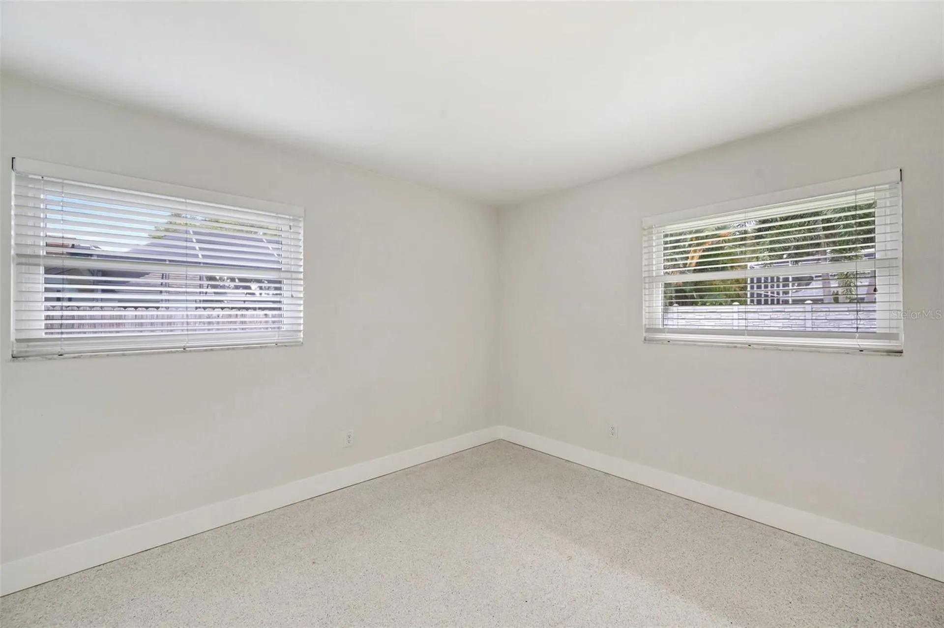 1877 Del Robles Drive Clearwater FL 33764