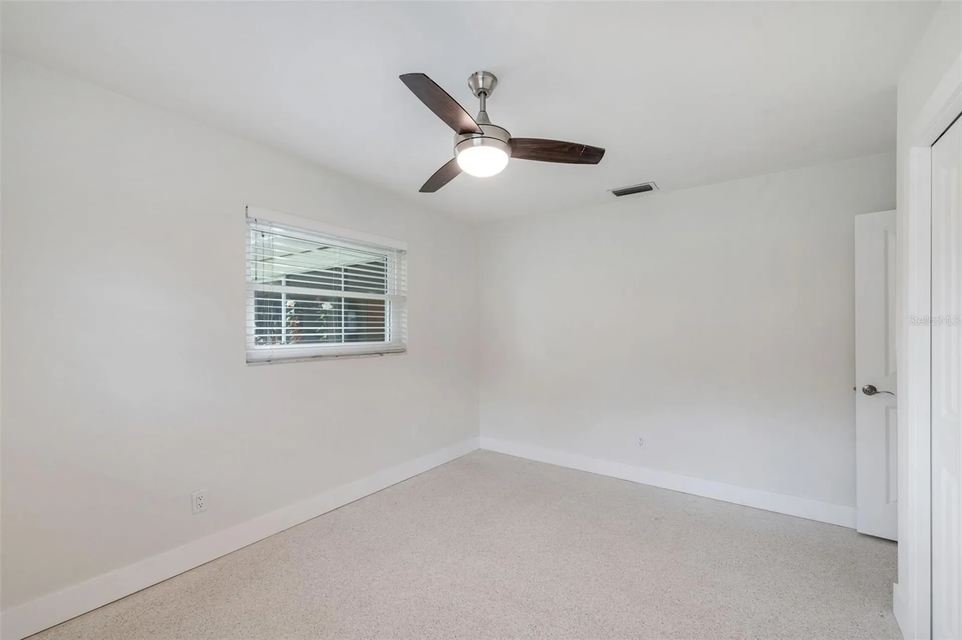 1877 Del Robles Drive Clearwater FL 33764