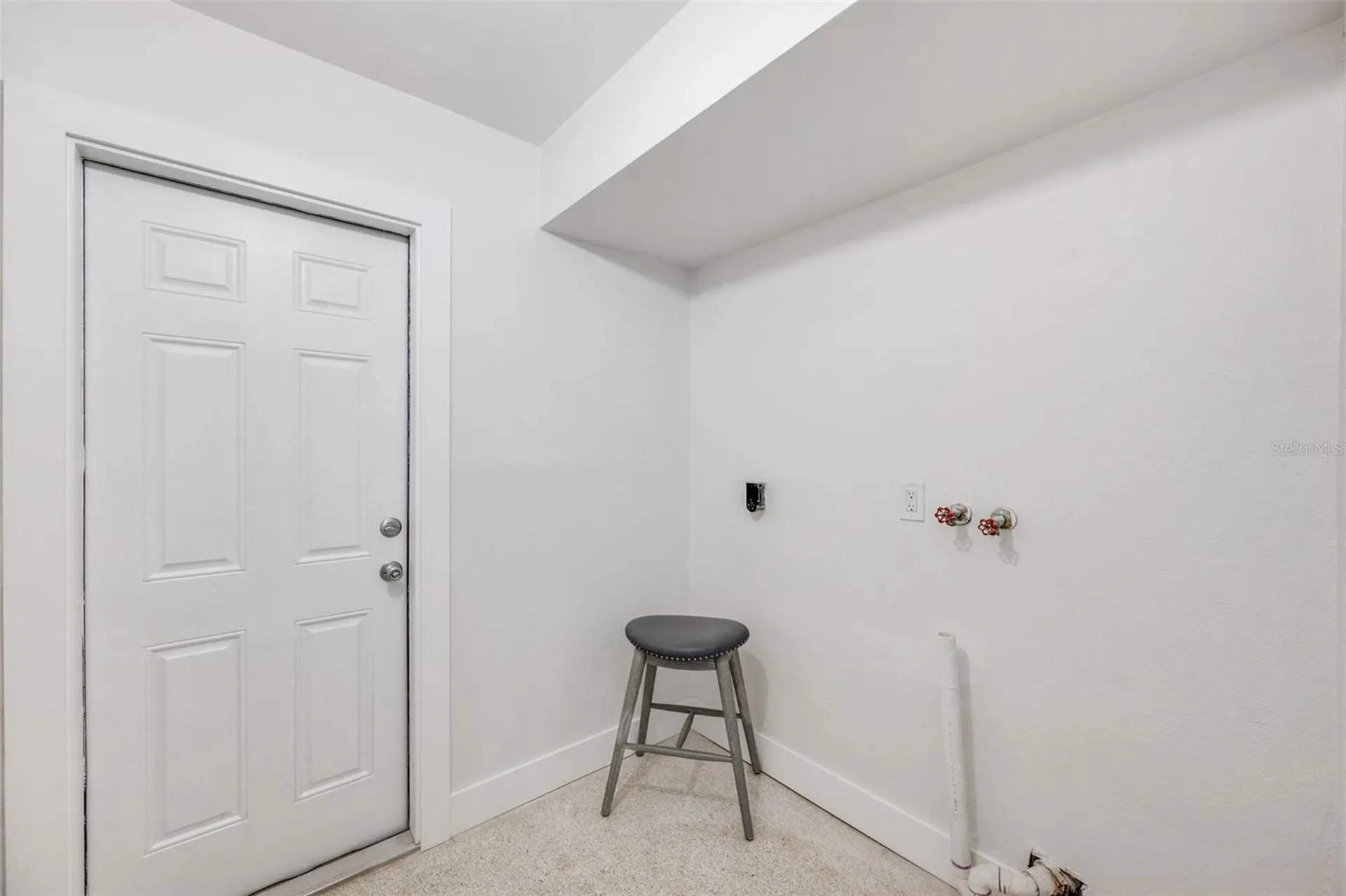 1877 Del Robles Drive Clearwater FL 33764