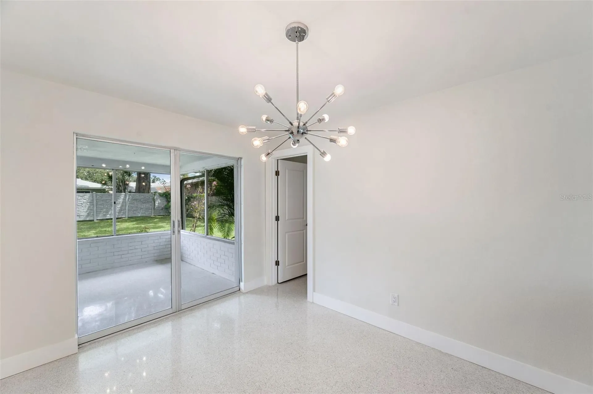 1877 Del Robles Drive Clearwater FL 33764