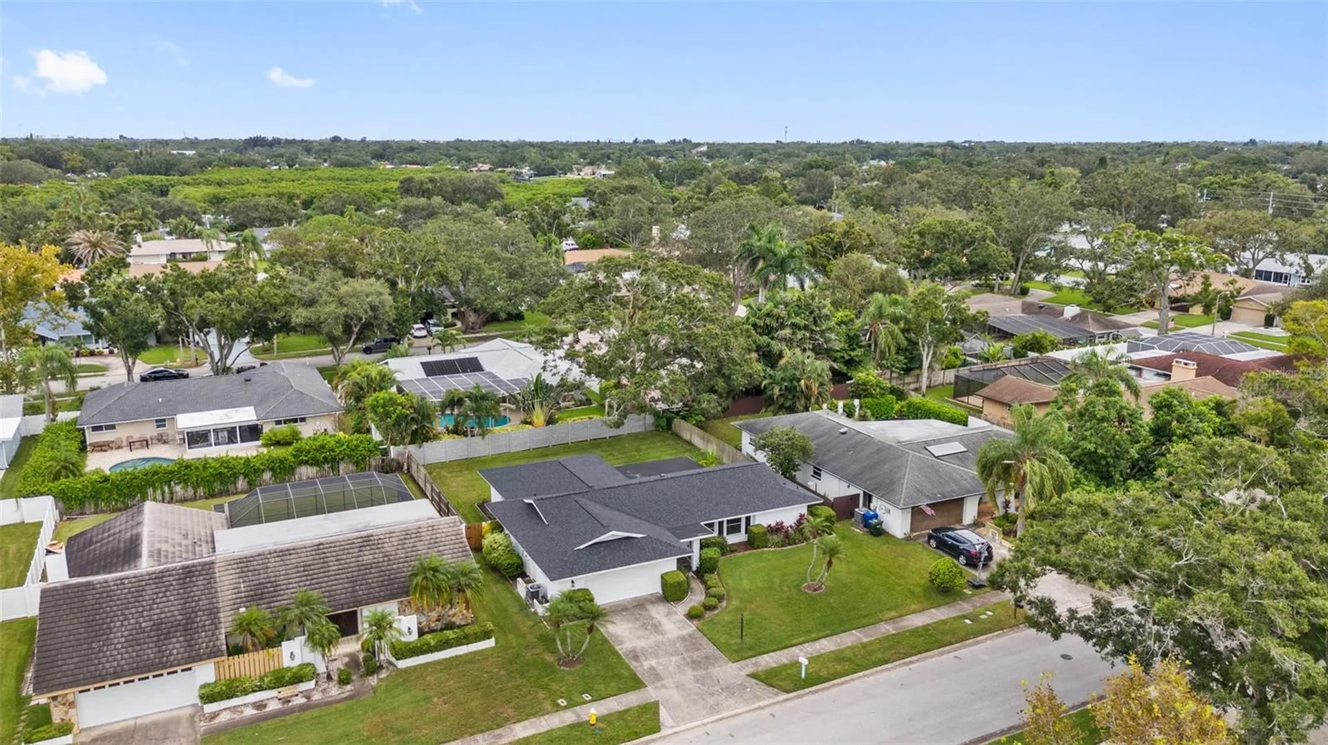 1877 Del Robles Drive Clearwater FL 33764