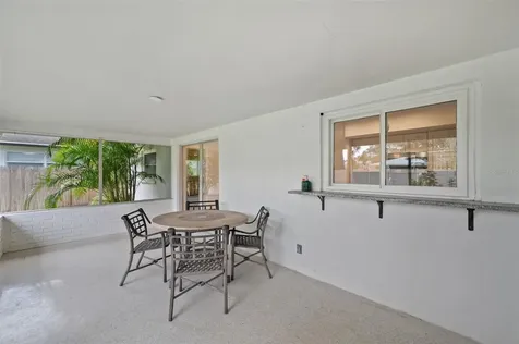1877 Del Robles Drive Clearwater FL 33764
