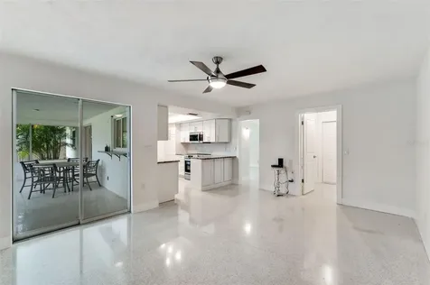 1877 Del Robles Drive Clearwater FL 33764