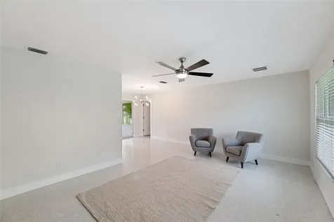 1877 Del Robles Drive Clearwater FL 33764