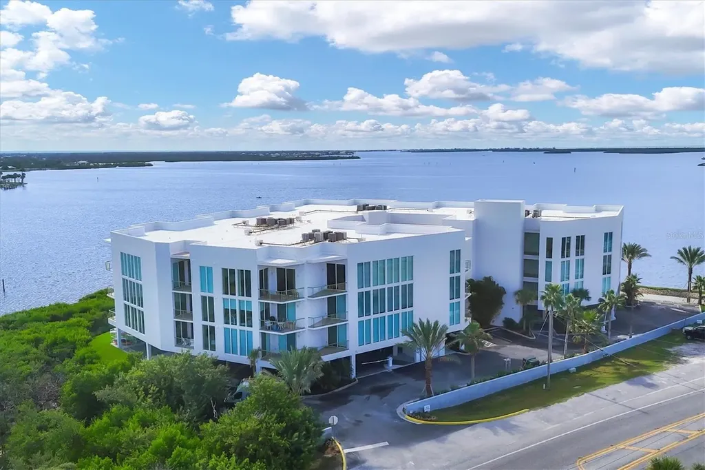 1375 Beach Road Englewood FL 34223