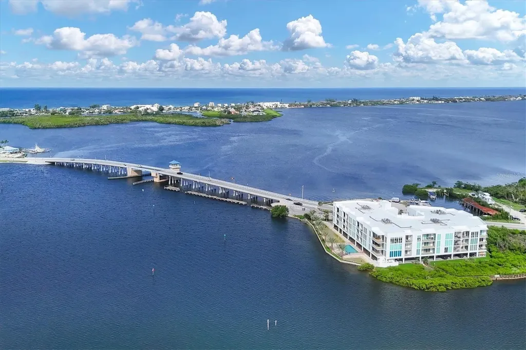 1375 Beach Road Englewood FL 34223