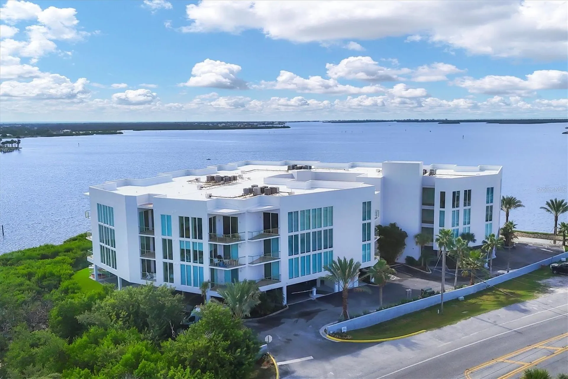 1375 Beach Road Englewood FL 34223
