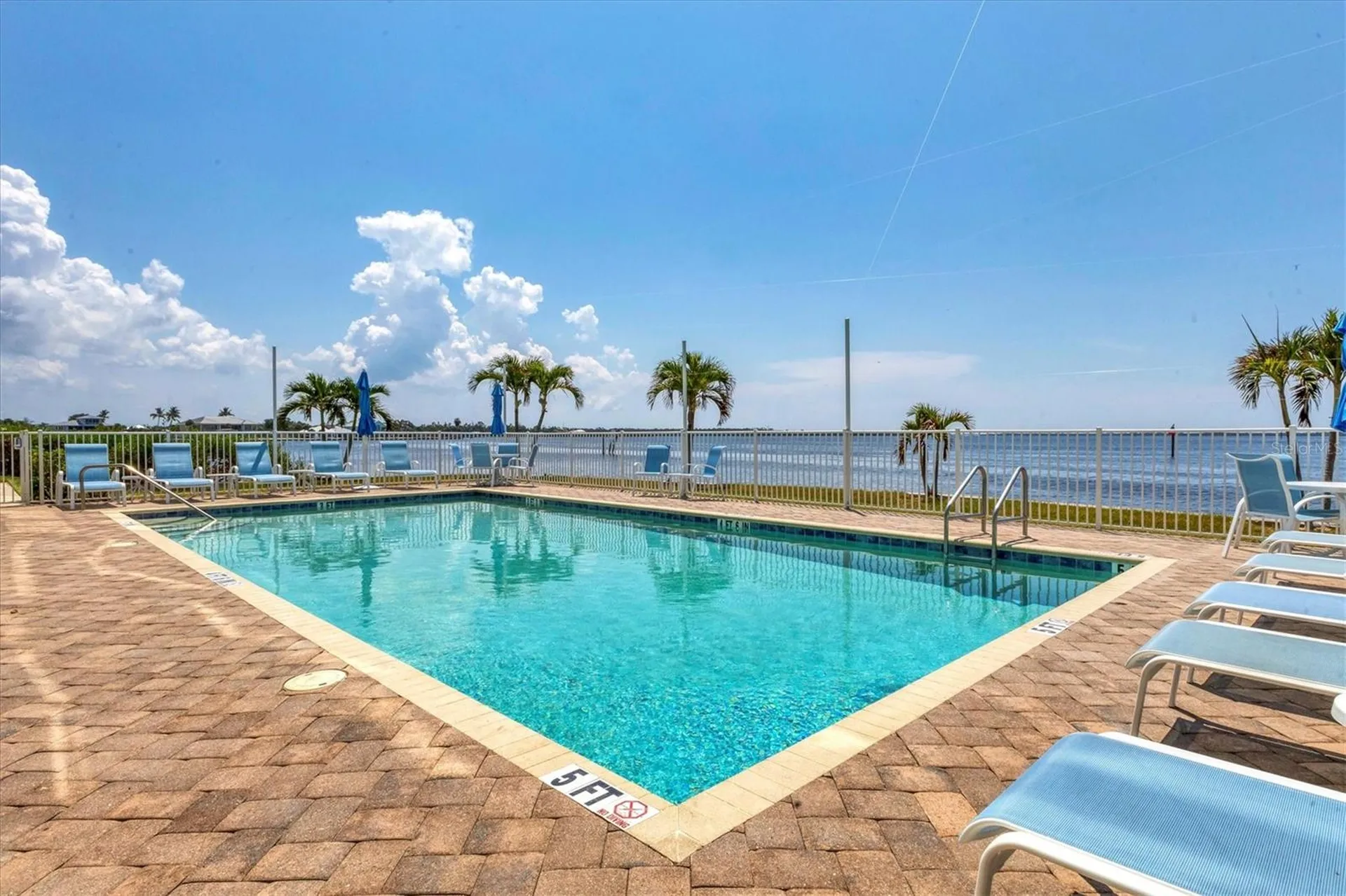 1375 Beach Road Englewood FL 34223
