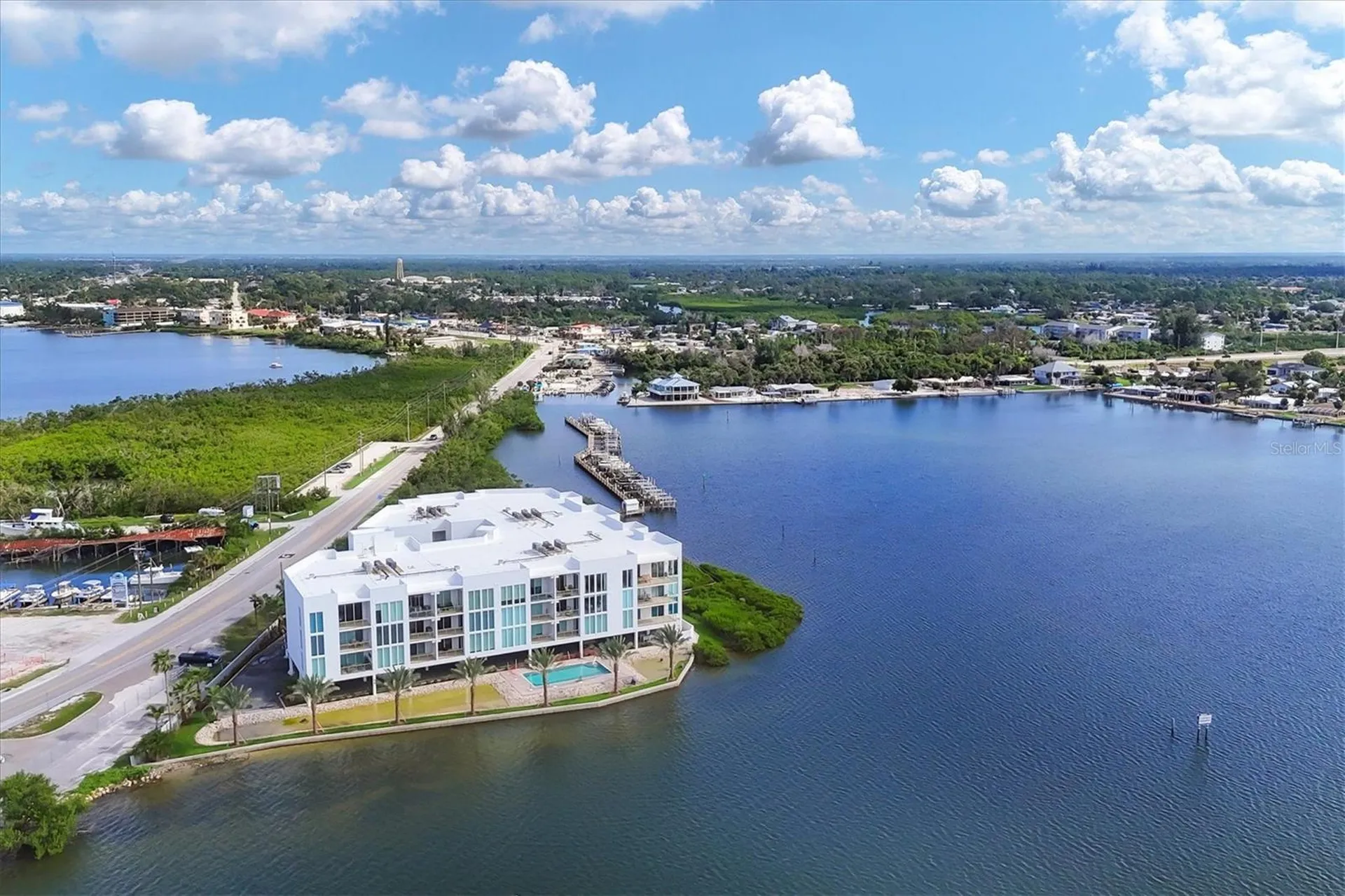 1375 Beach Road Englewood FL 34223