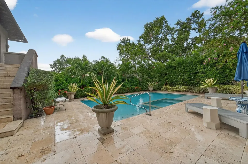 301 Caspian Street Tampa FL 33606