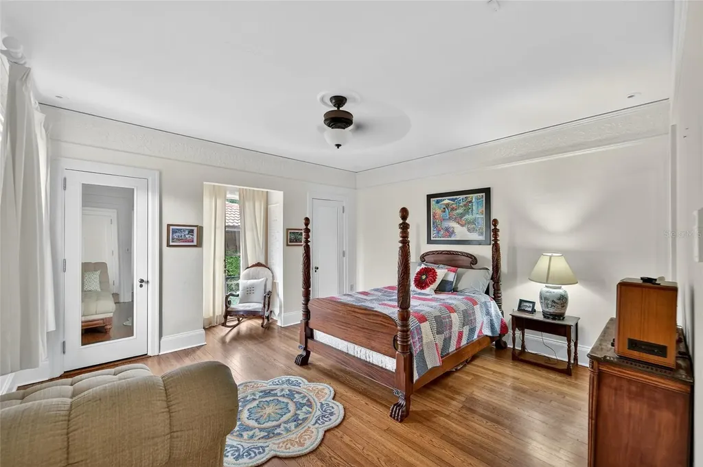 301 Caspian Street Tampa FL 33606